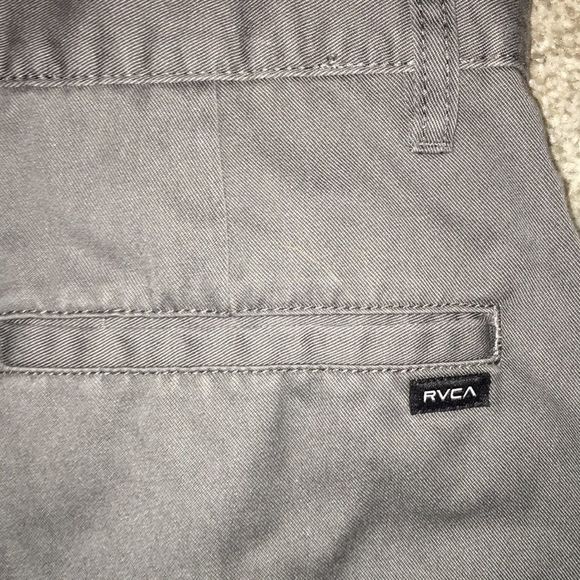 Gray RVCA weekend chino walking chill’in shorts 29/30 - Picture 3 of 4